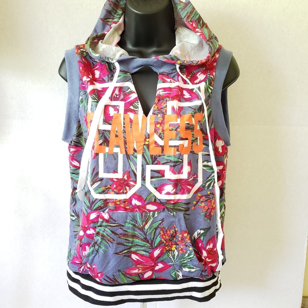 Love Sleeveless Hoodie